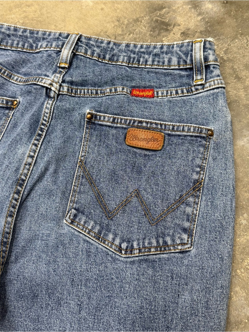 Y2K Wrangler Western High Rise Straight Leg Jeans 30x33